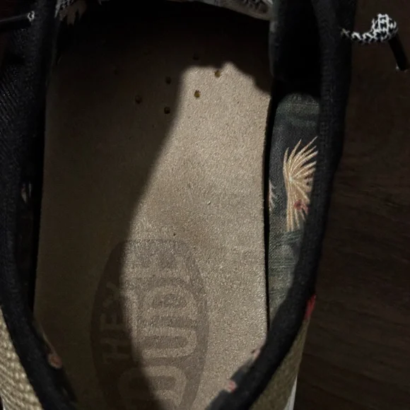 Hey Dudes- Cody- Womens Size 8 Black Sneakers with White Soles - Picture 7 of 9